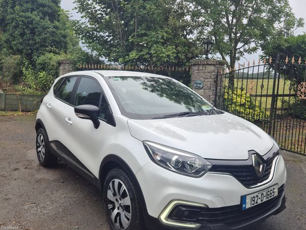 Renault Captur Hatchback, Diesel, 2019, White
