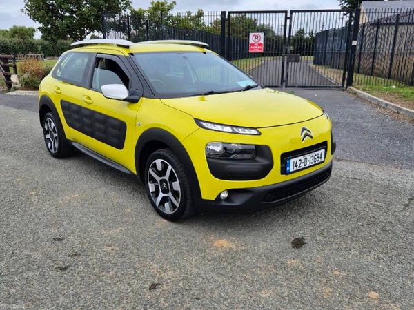 Citroen C4 Hatchback, Petrol, 2014, Yellow