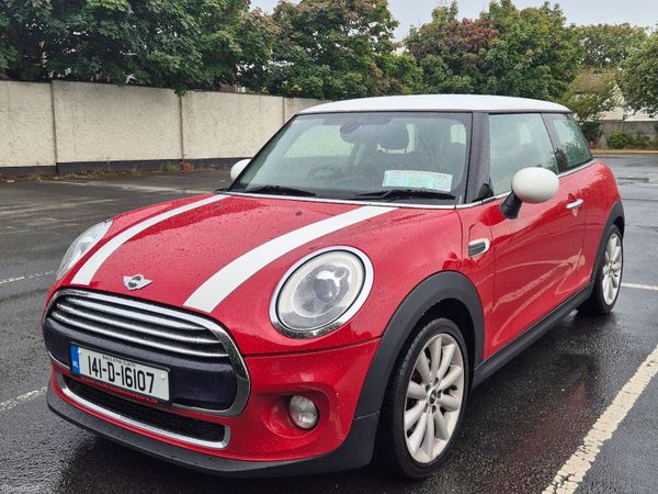 Mini Cooper Hatchback, Diesel, 2014, Red