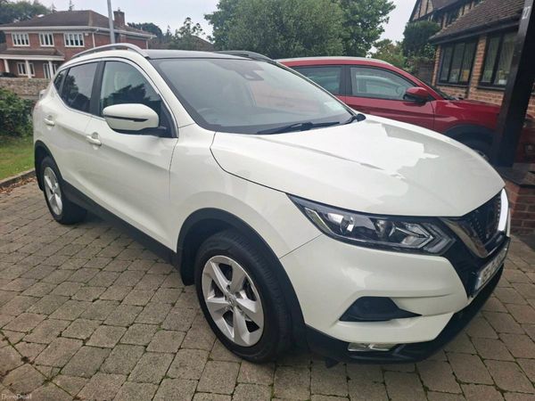 Nissan Qashqai MPV, Petrol, 2018, White