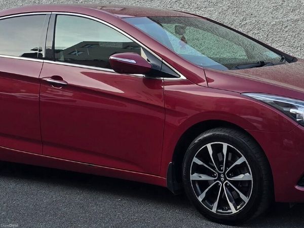 Hyundai i40 Saloon, Diesel, 2015, Red