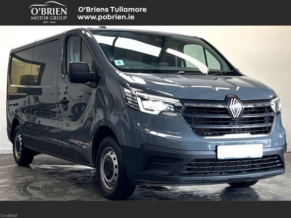 Renault Trafic MPV, Diesel, 2025, Grey