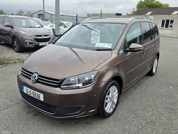 Volkswagen Touran MPV, Diesel, 2012, Brown