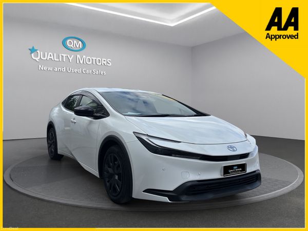 Toyota Prius Hatchback, Petrol Hybrid, 2023, White