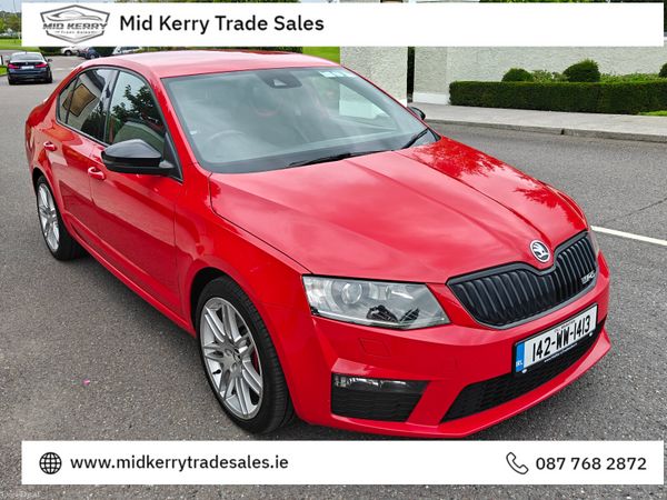 Skoda Octavia Hatchback, Diesel, 2014, Red
