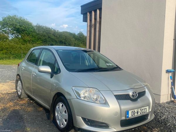 Toyota Auris Hatchback, Petrol, 2008, Silver