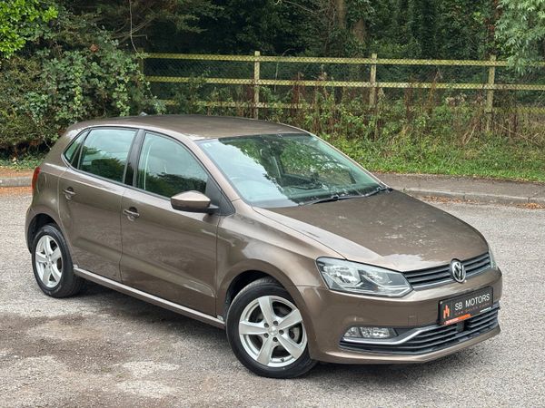 Volkswagen Polo Hatchback, Petrol, 2015, Brown