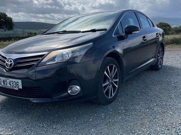 Toyota Avensis Saloon, Diesel, 2012, Black