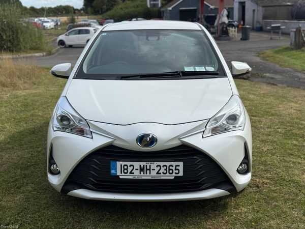 Toyota Vitz Hatchback, Petrol Hybrid, 2018, White