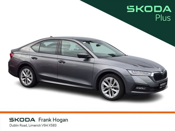Skoda Octavia Saloon, Petrol, 2023, Grey