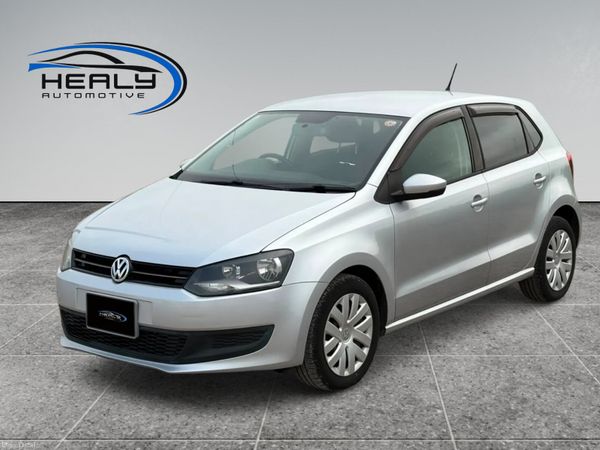 Volkswagen Polo Hatchback, Petrol, 2013, Silver
