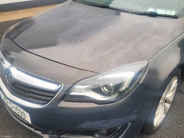 Vauxhall Insignia Hatchback, Diesel, 2014, Grey