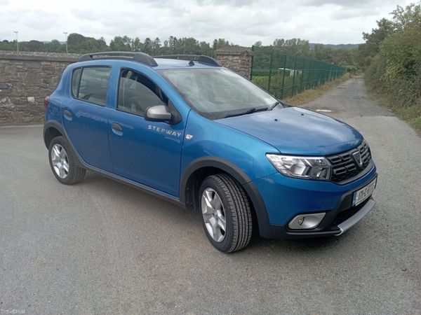 Dacia Sandero Stepway Hatchback, Petrol, 2017, Blue