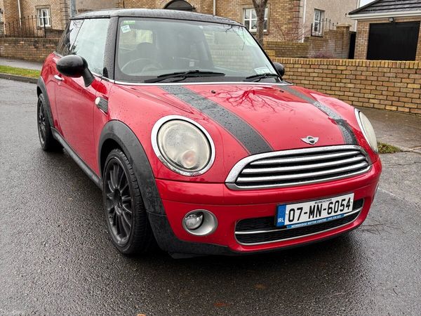Mini Cooper Hatchback, Diesel, 2007, Red