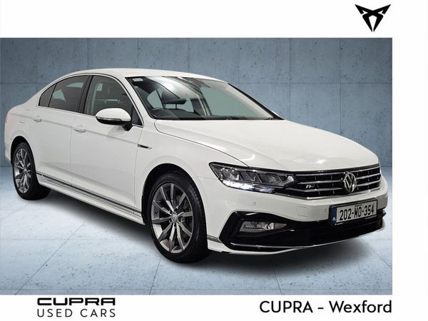 Volkswagen Passat Saloon, Petrol, 2020, White