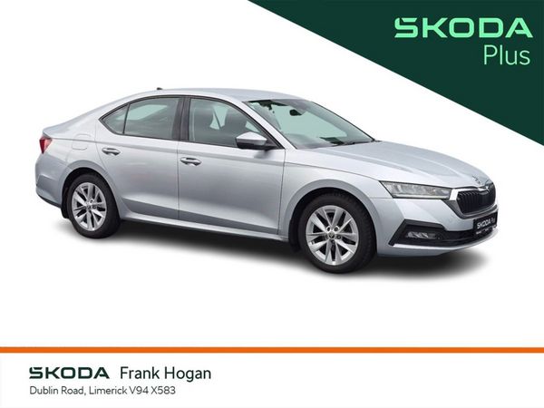 Skoda Octavia Saloon, Diesel, 2022, Grey