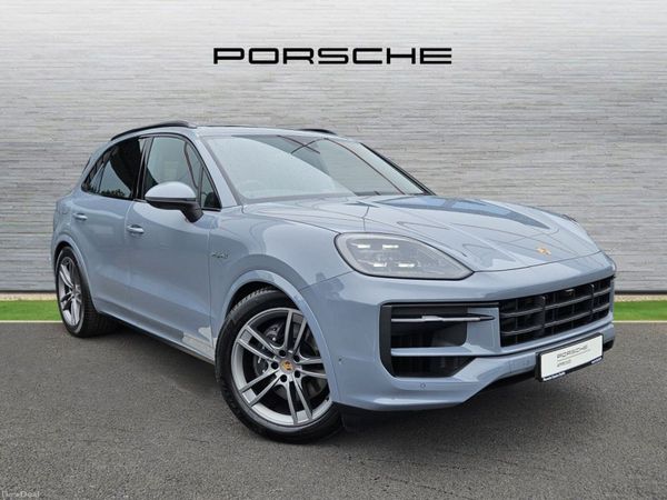 Porsche Cayenne SUV, Petrol Plug-in Hybrid, 2026, Grey
