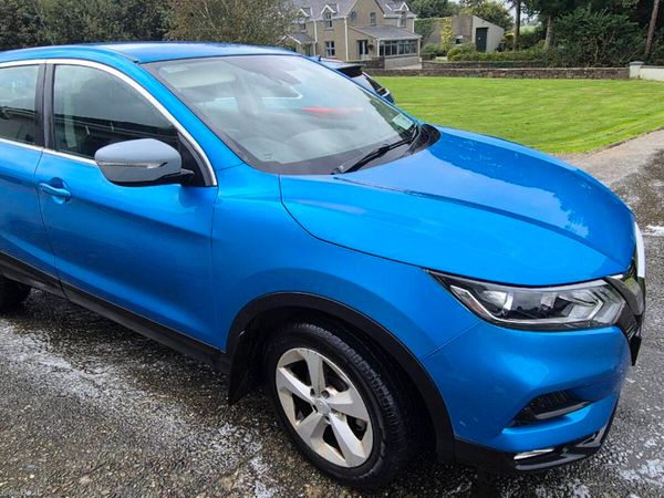 Nissan Qashqai SUV, Diesel, 2017, Blue