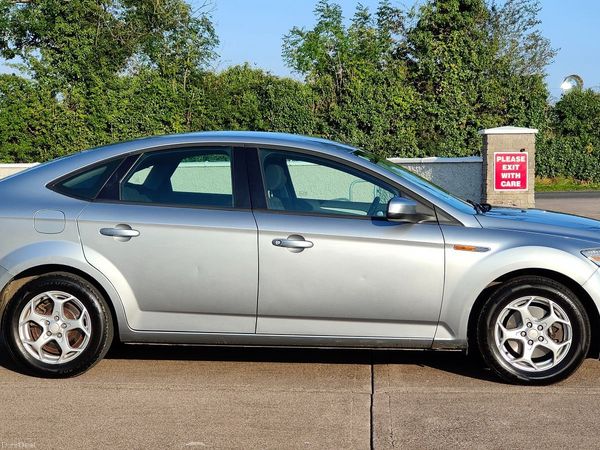 Ford Mondeo Hatchback, Diesel, 2009, Silver