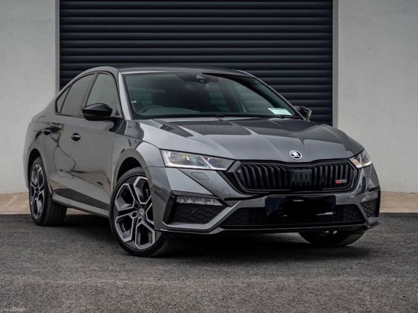 Skoda Octavia Hatchback, Petrol Plug-in Hybrid, 2021, Grey