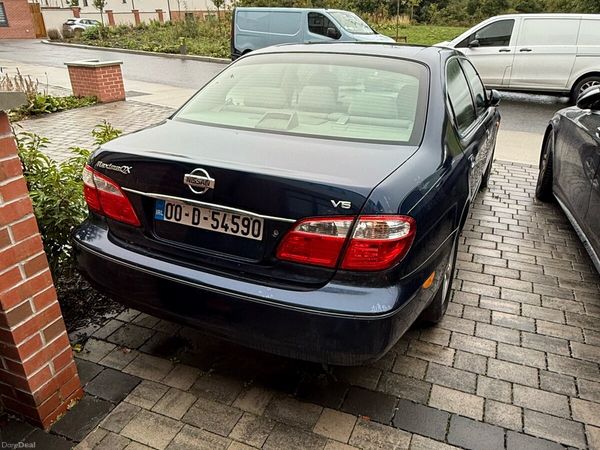 Nissan Maxima Saloon, Petrol, 2000, Blue