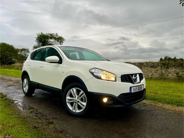 Nissan Qashqai Hatchback, Diesel, 2011, White