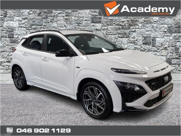 Hyundai KONA MPV, Petrol, 2023, White