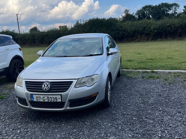 Volkswagen Passat Saloon, Diesel, 2007, Silver