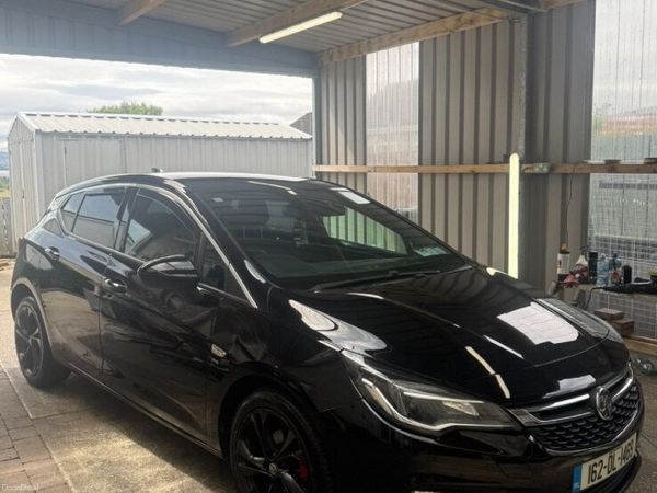 Vauxhall Astra Hatchback, Diesel, 2016, Black