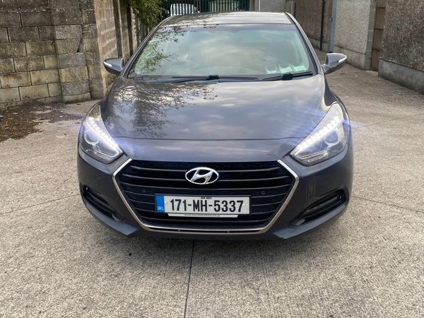 Hyundai i40 Saloon, Diesel, 2017, Blue