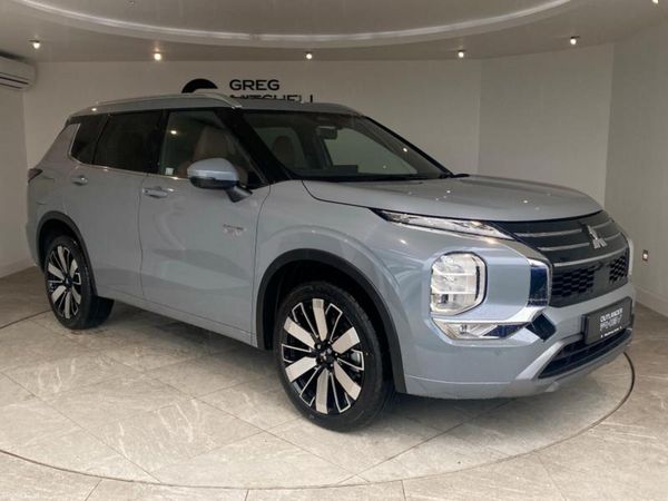 Mitsubishi Outlander SUV, Petrol Hybrid, 2026, Grey