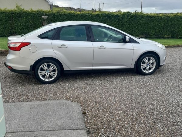 Ford Focus Saloon, Diesel, 2012, Silver