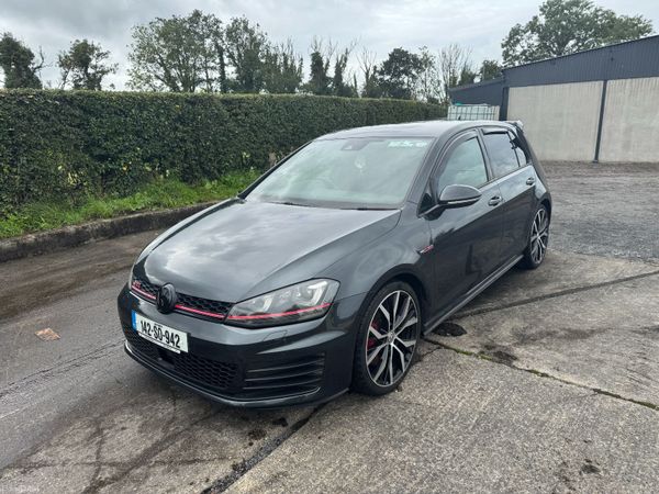 Volkswagen Golf Hatchback, Petrol, 2014, Black