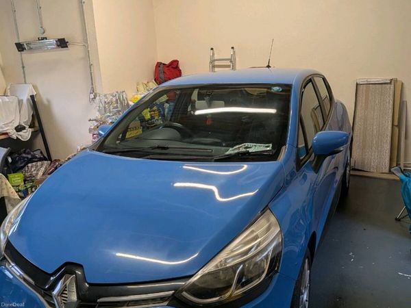 Renault Clio Hatchback, Petrol, 2014, Blue