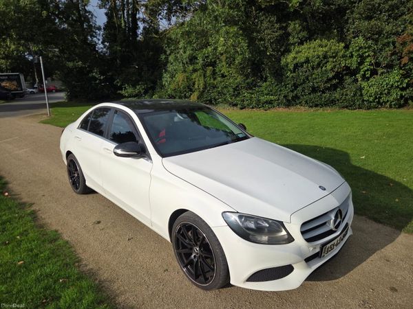Mercedes-Benz C-Class Saloon, Diesel, 2015, White