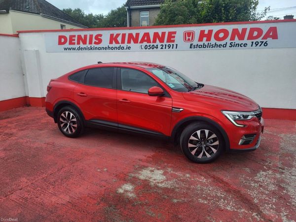 Renault Arkana Hatchback, Petrol, 2022, Red