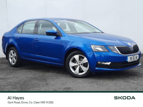 Skoda Octavia Saloon, Petrol, 2019, Blue