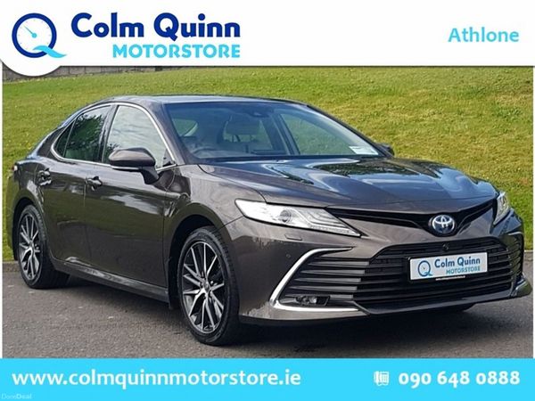 Toyota Camry Saloon, Petrol Hybrid, 2023, Brown