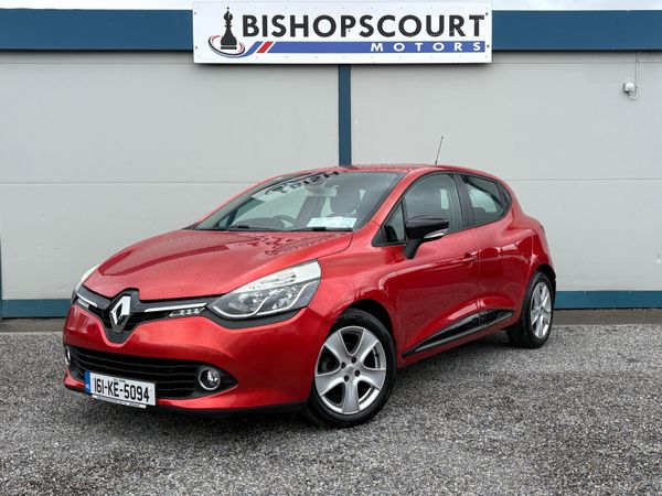 Renault Clio Hatchback, Petrol, 2016, Red
