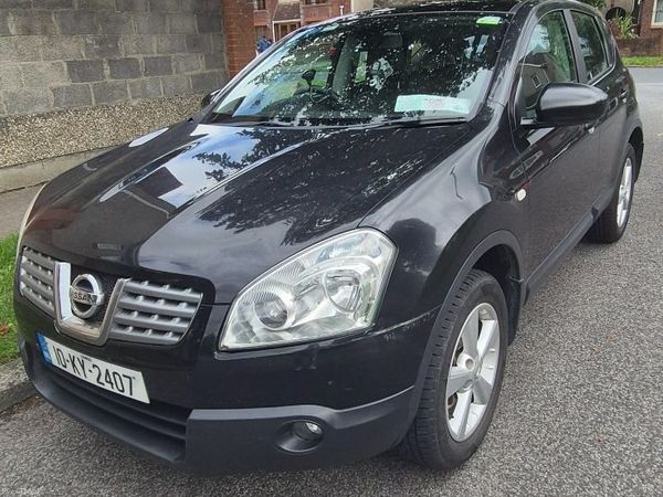 Nissan Qashqai Hatchback, Diesel, 2010, Black