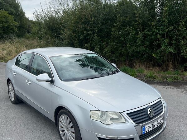 Volkswagen Passat Saloon, Diesel, 2009, Silver