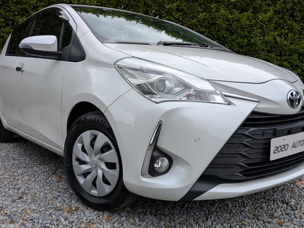 Toyota Yaris Hatchback, Petrol, 2020, White