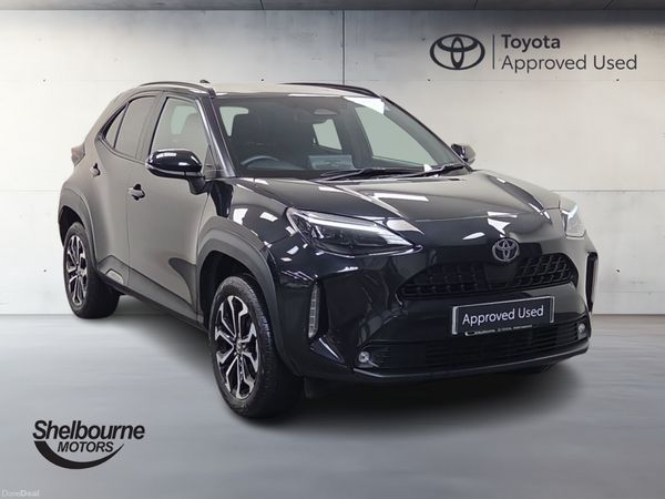 Toyota Yaris Cross Estate, Petrol Hybrid, 2024, Black