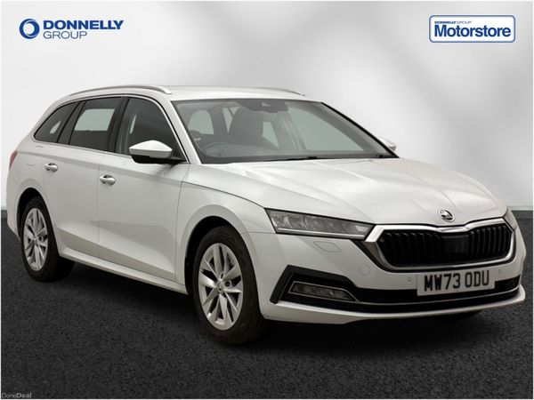 Skoda Octavia Estate, Diesel, 2023, White
