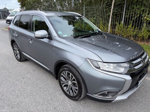 Mitsubishi Outlander SUV, Diesel, 2016, Grey