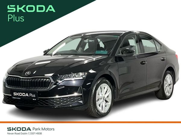 Skoda Octavia Saloon, Petrol, 2026, Black