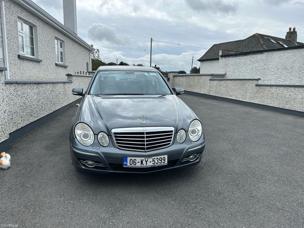 Mercedes-Benz E-Class Saloon, Petrol, 2006, Grey