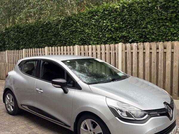 Renault Clio Hatchback, Petrol, 2016, Silver