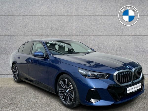 BMW 5-Series Saloon, Petrol Plug-in Hybrid, 2026, Blue