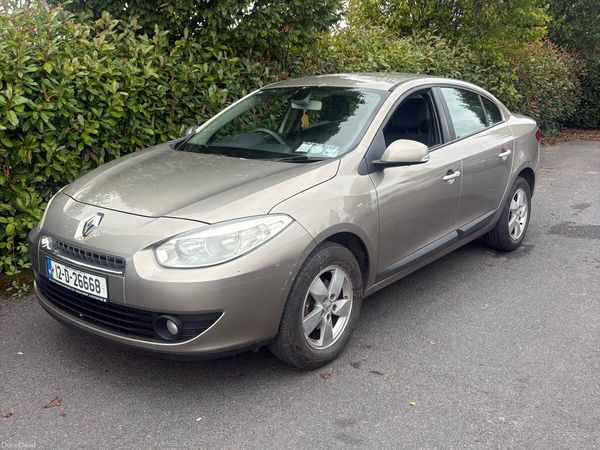 Renault Fluence Saloon, Diesel, 2012, Gold